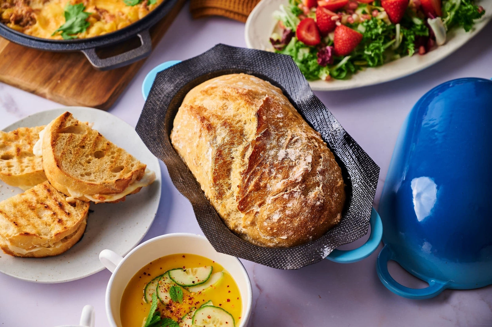 Loafnest: Incredibly Easy Artisan Bread Kit. Cast Iron Dutch Oven [Blue Gradi...